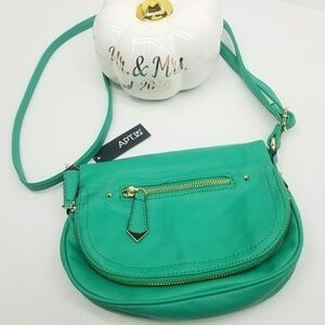 APT 9 CROSSBODY GREEN